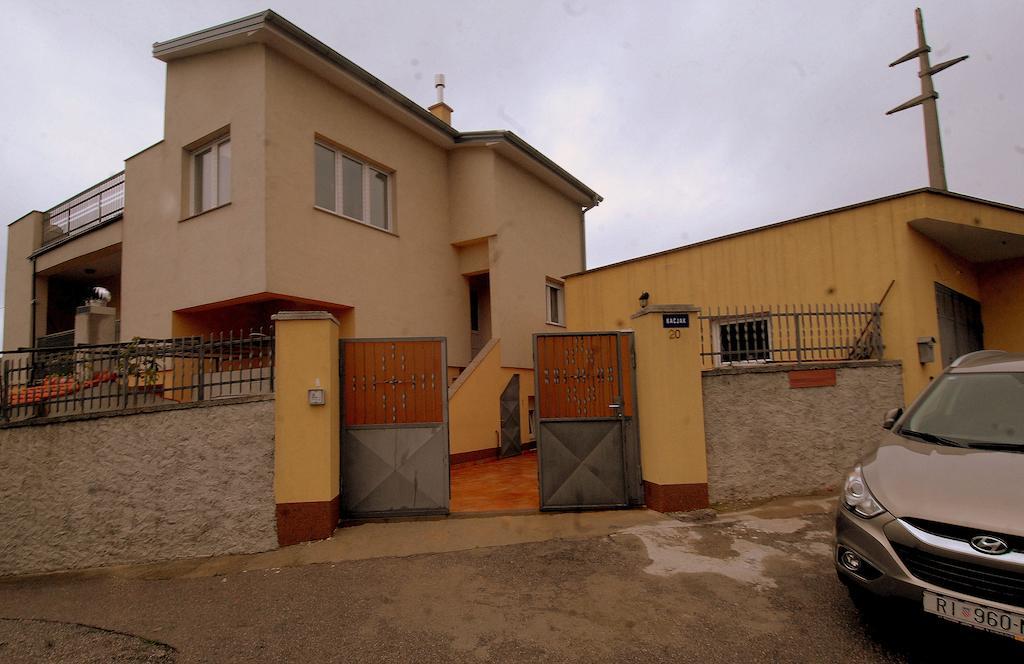 Guesthouse Konti Rijeka Exterior photo